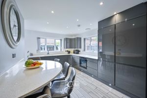Kitchen- click for photo gallery